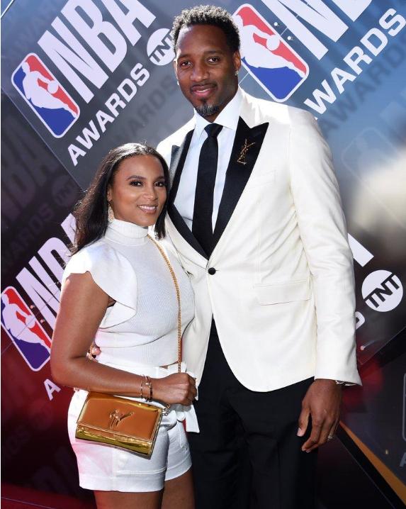 令对手望而 令对手望而