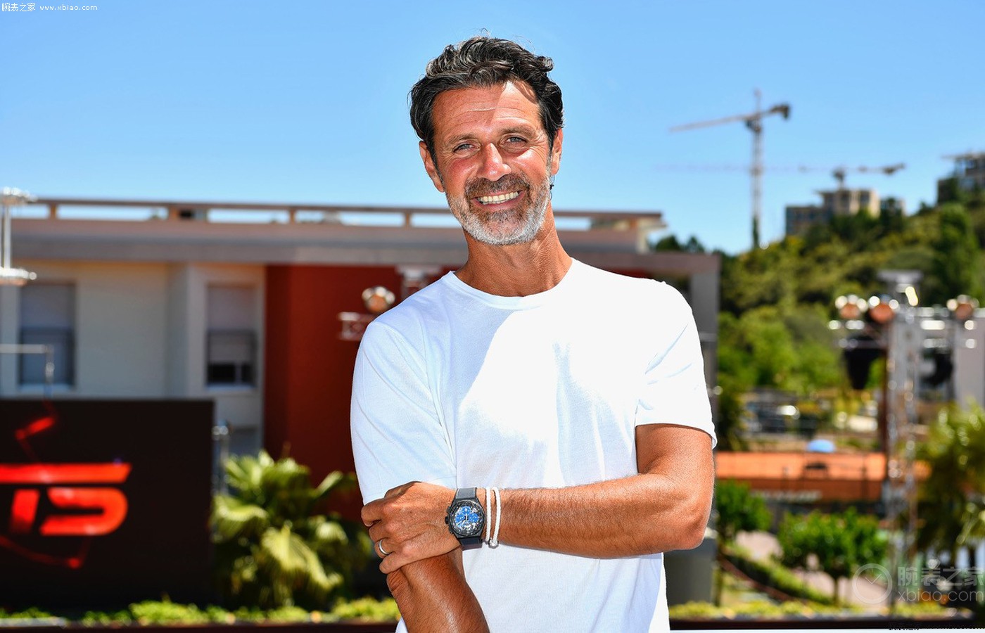 表现同样为 表现同样为