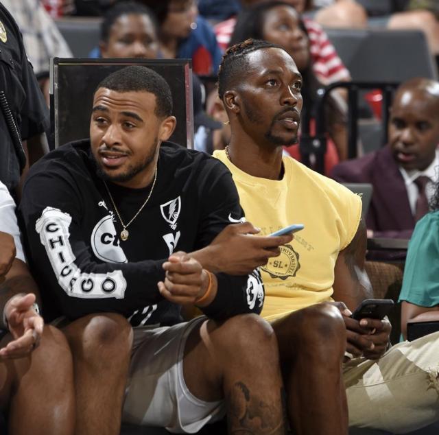 KD三分准绝杀登全美热搜！死神霸气手势太燃 赛后示爱火箭全场高呼MVP